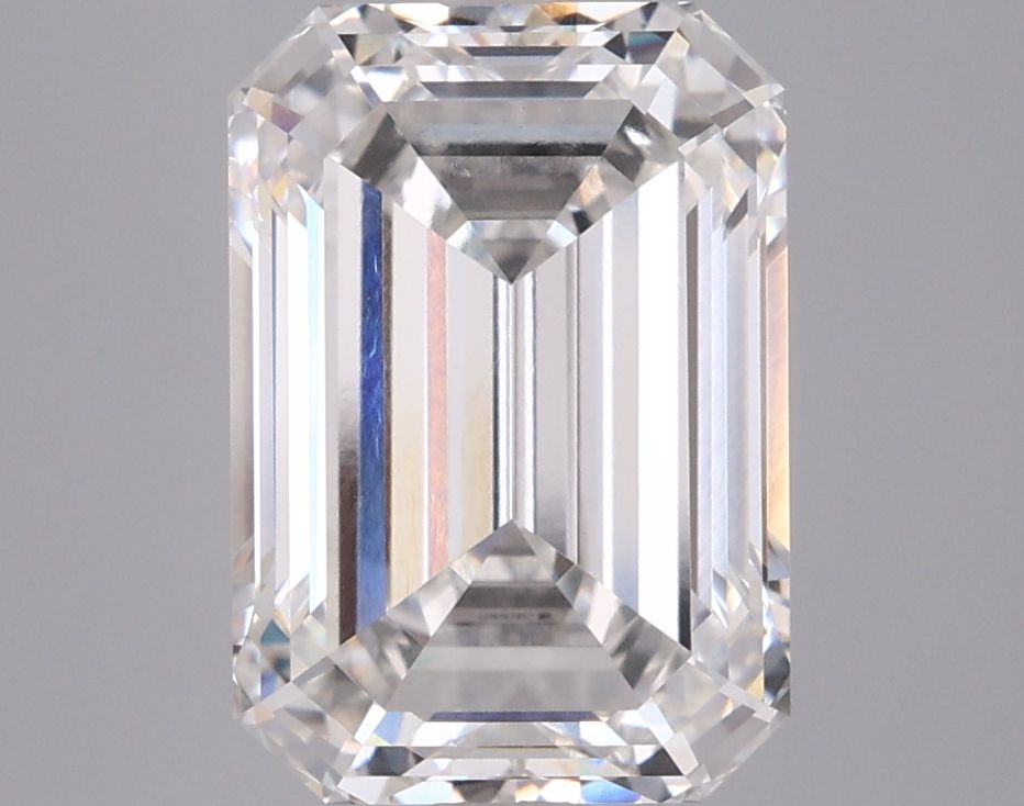 4.05 ct. emerald Lab Grown Diamond front image