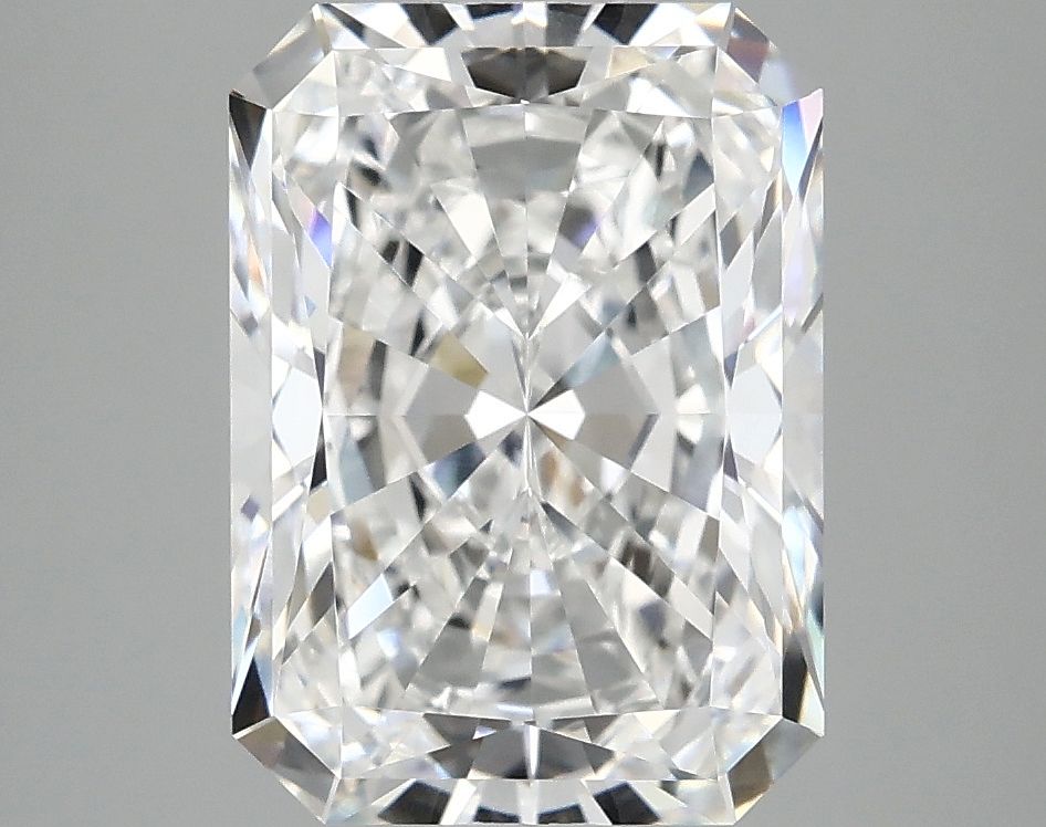 4.03 ct. radiant Lab Grown Diamond front image