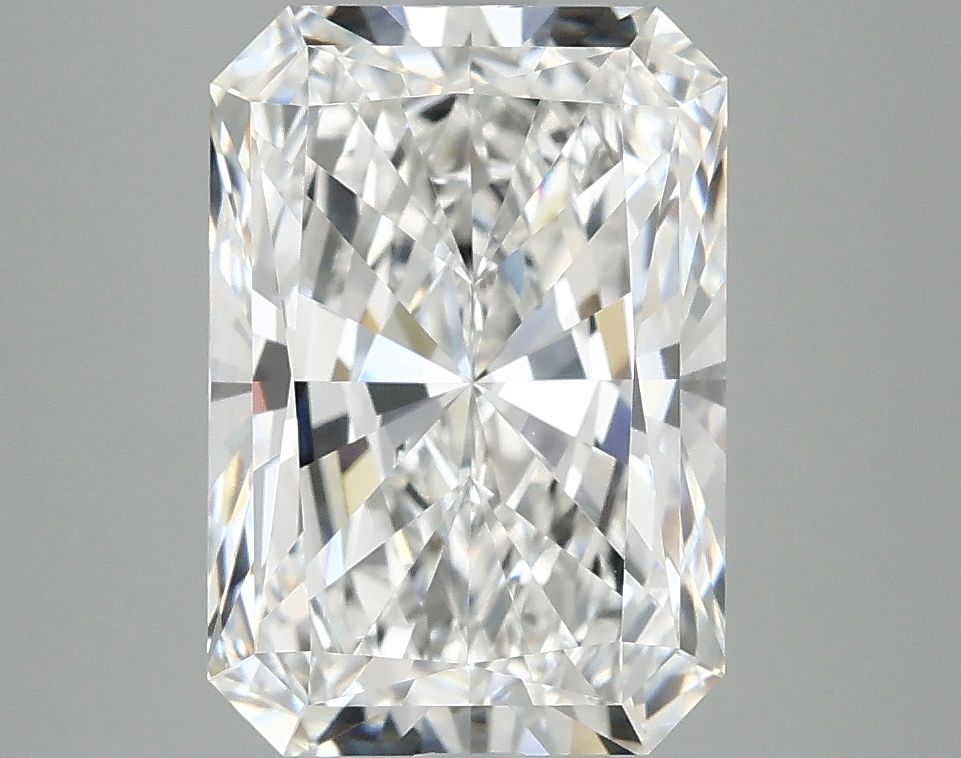 3.86 ct. radiant Lab Grown Diamond front image