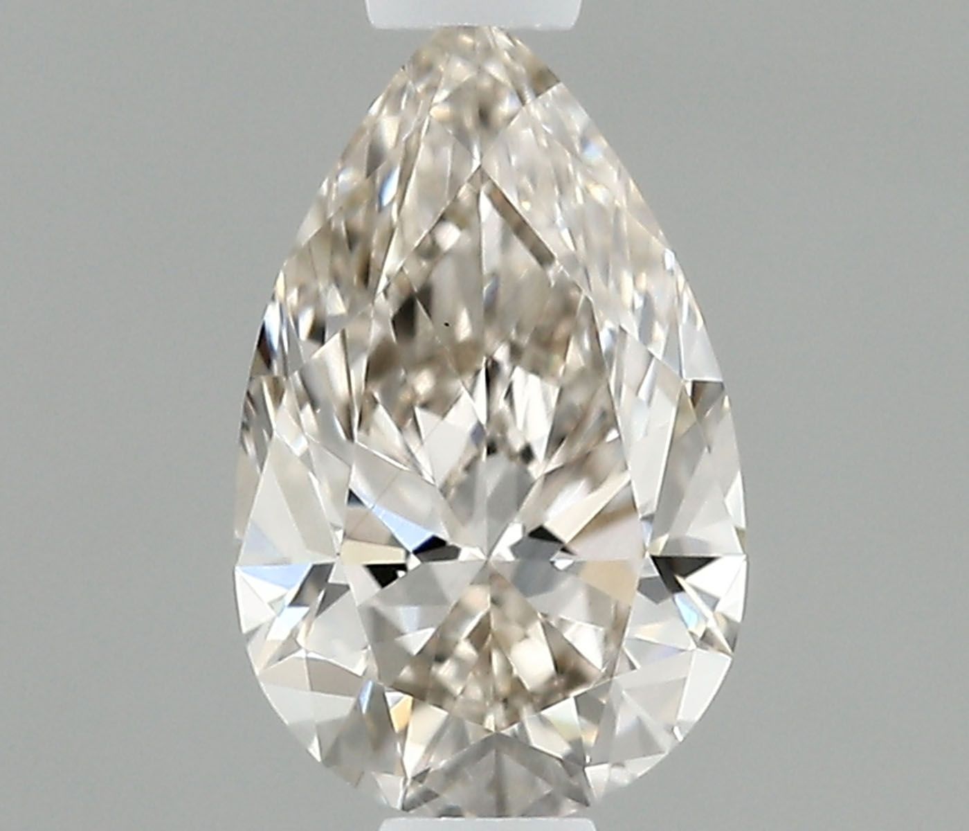 0.40 ct Pear diamond
