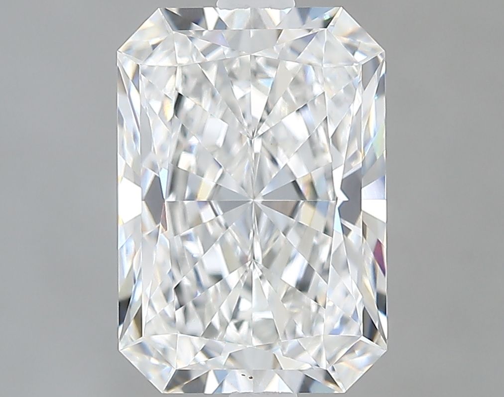2.63 ct. radiant Lab Grown Diamond front image
