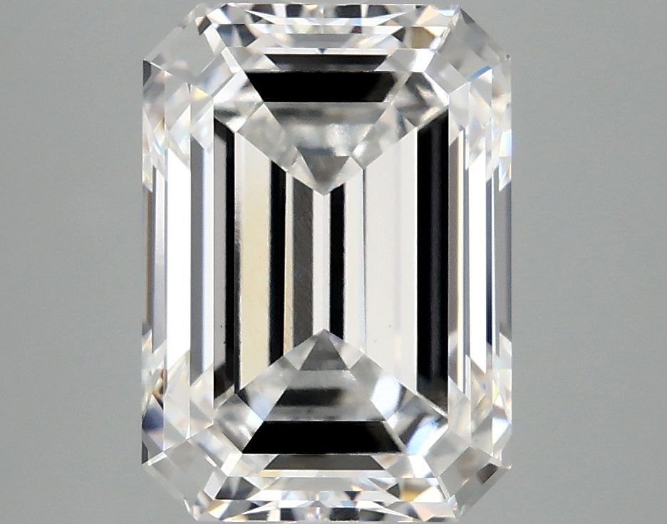 4.05 ct. emerald Lab Grown Diamond front image