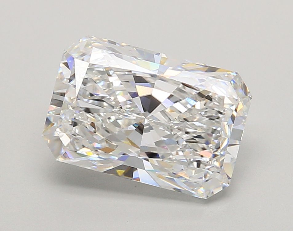 3.04 ct. radiant Lab Grown Diamond front image