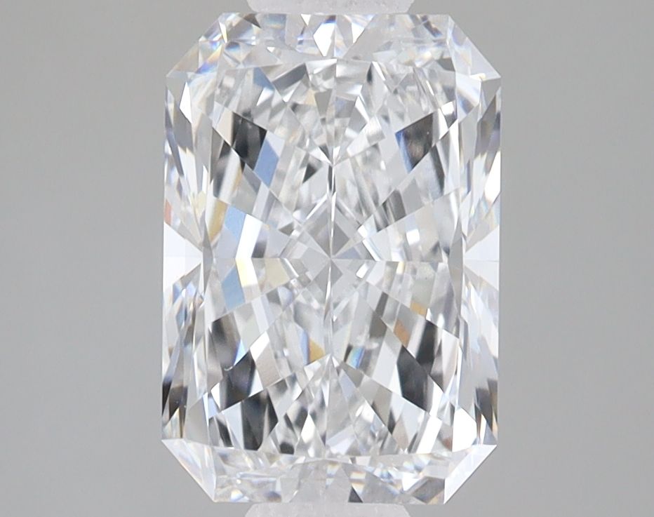 2.50 ct. radiant Lab Grown Diamond front image