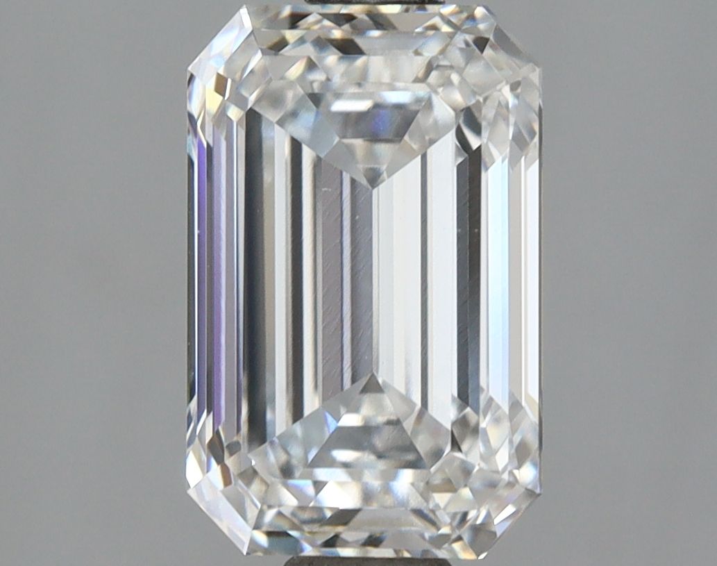 2.52 ct. emerald Lab Grown Diamond front image