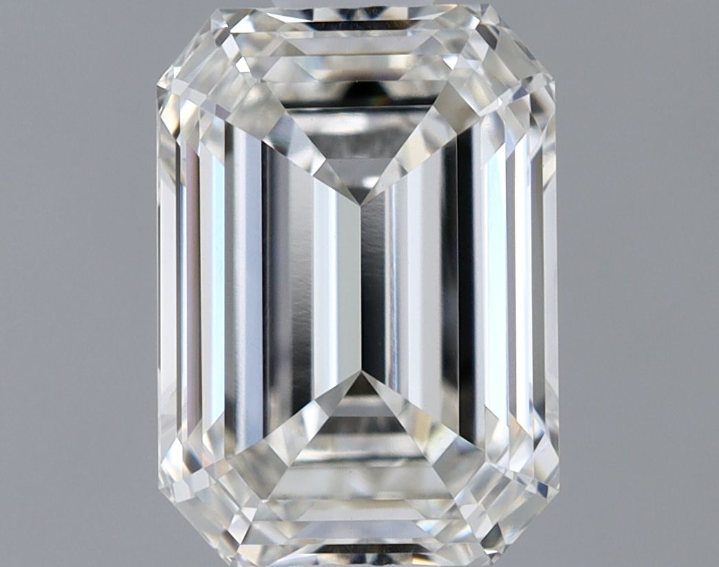 1.04 ct. emerald Lab Grown Diamond front image