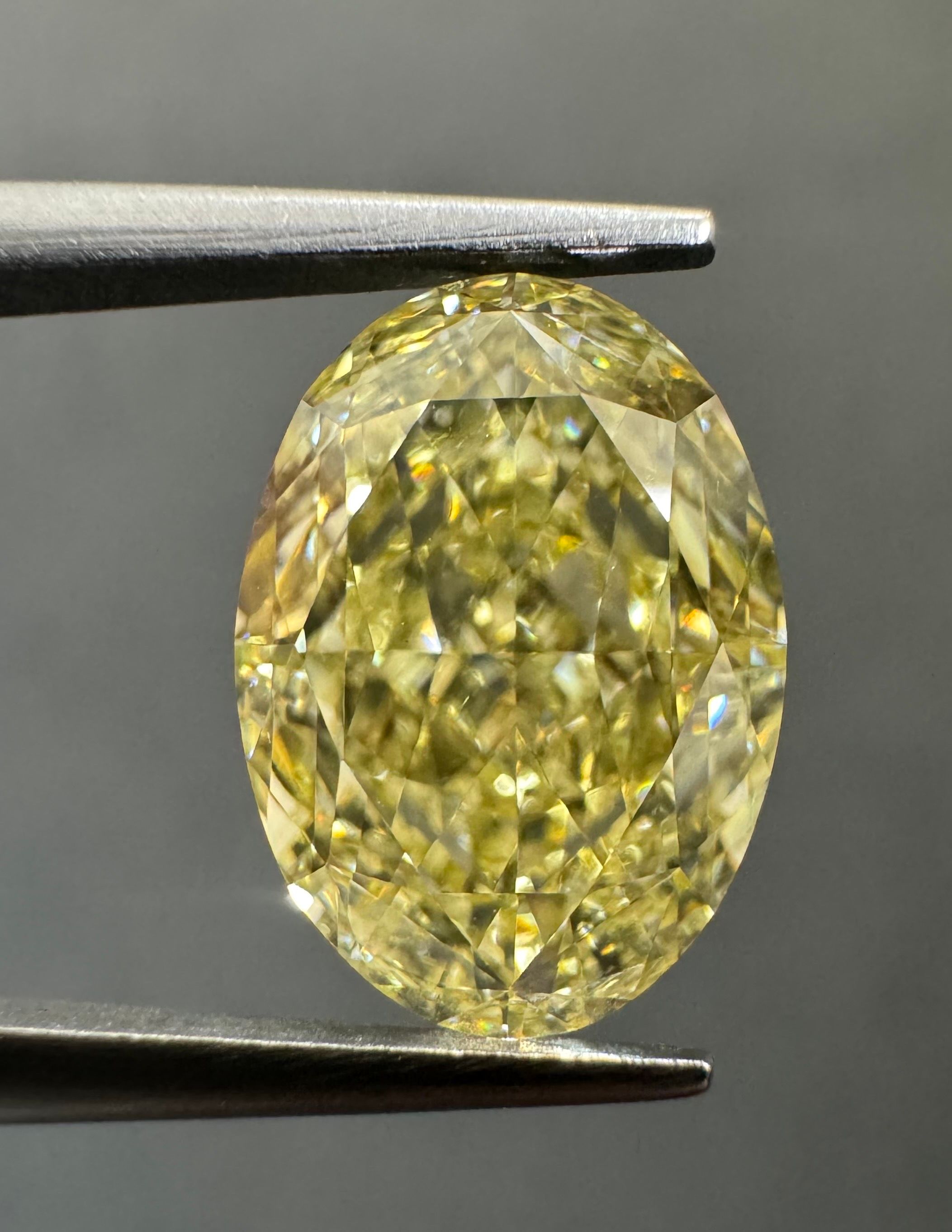 3.01 ct Oval diamond