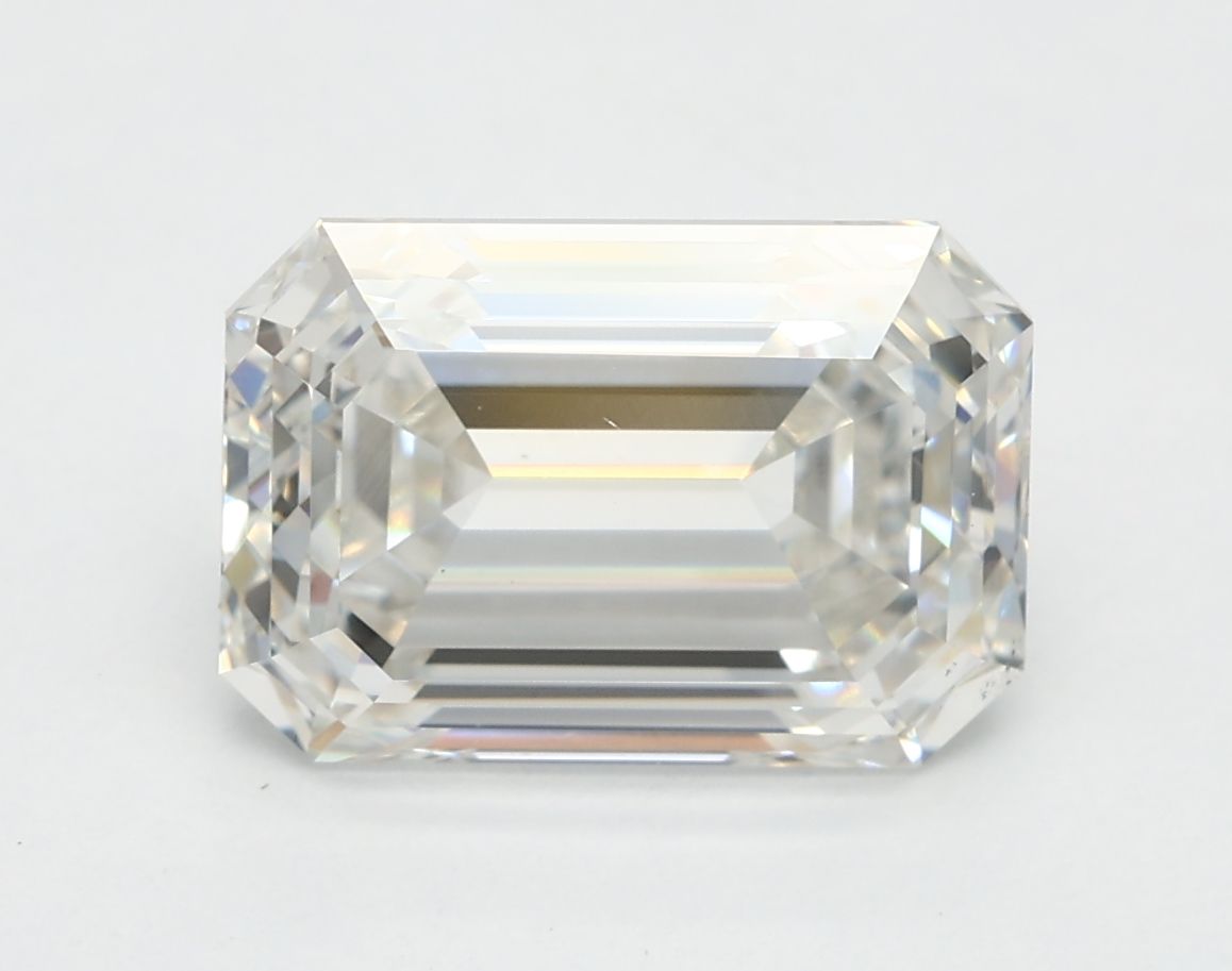 3.05 ct Emerald diamond