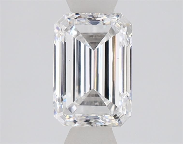 0.99 ct. emerald Lab Grown Diamond front image