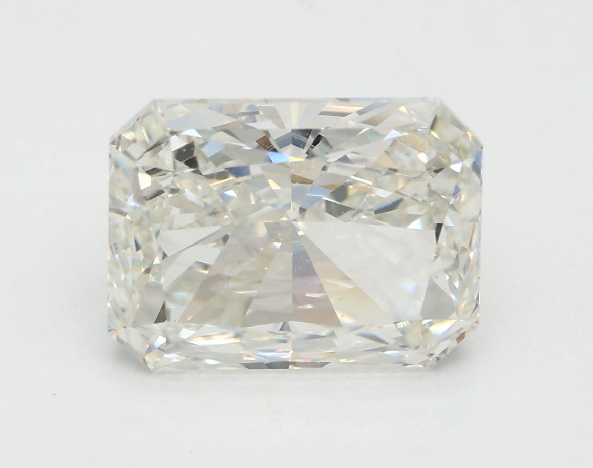 3.03 ct Radiant diamond