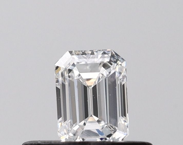 0.31 ct lab-grown Emerald Diamond