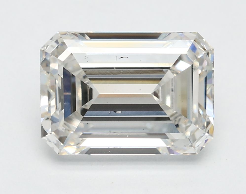 2.45 ct Emerald diamond