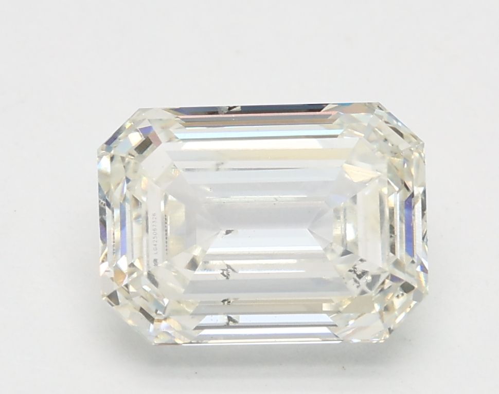 2.00 ct. emerald Lab Grown Diamond front image