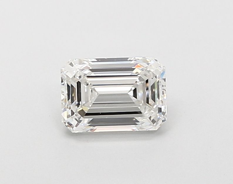 1.07 ct. emerald Lab Grown Diamond front image