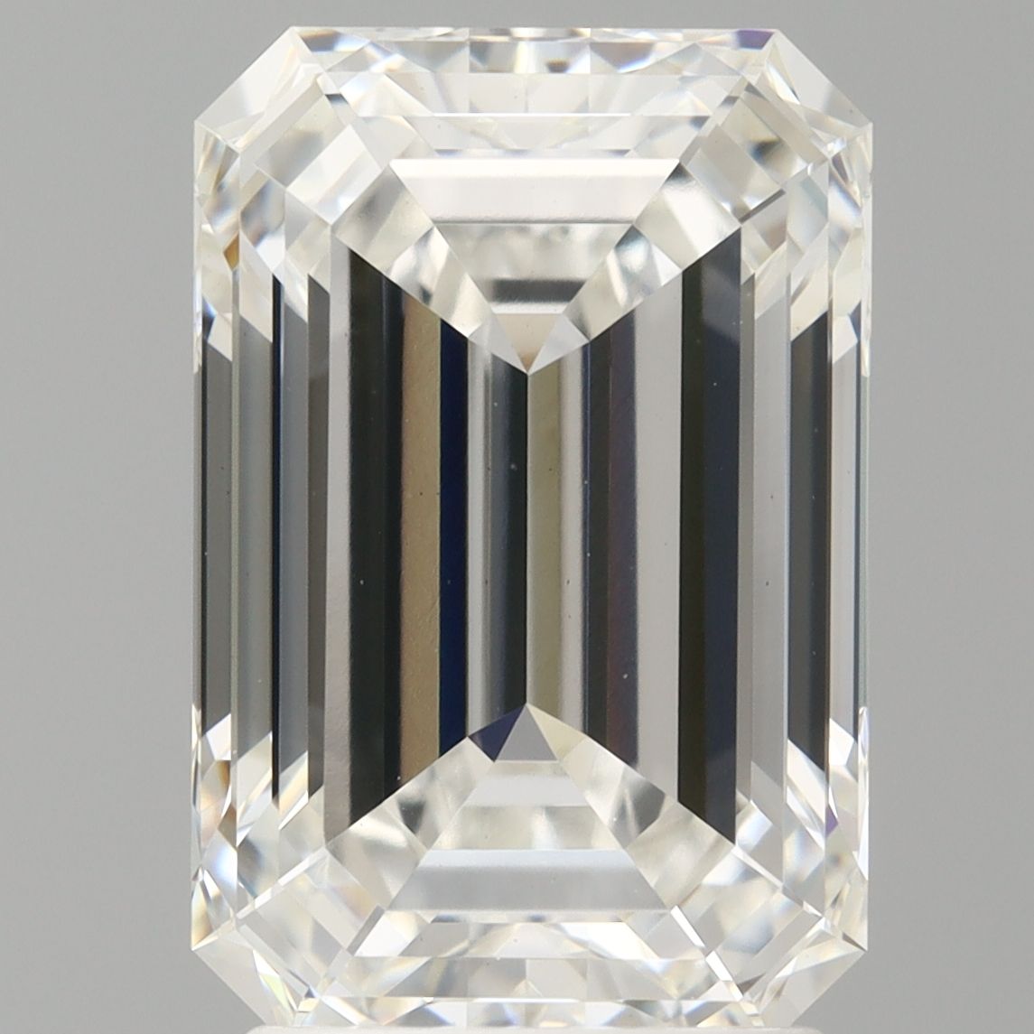 3.10 ct Emerald diamond