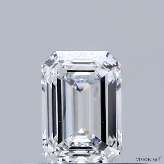 0.32 ct lab-grown Emerald Diamond