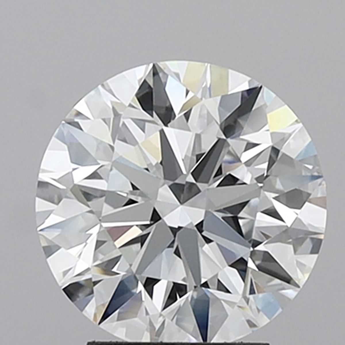 3.33 ct. round Lab Grown Diamond front image