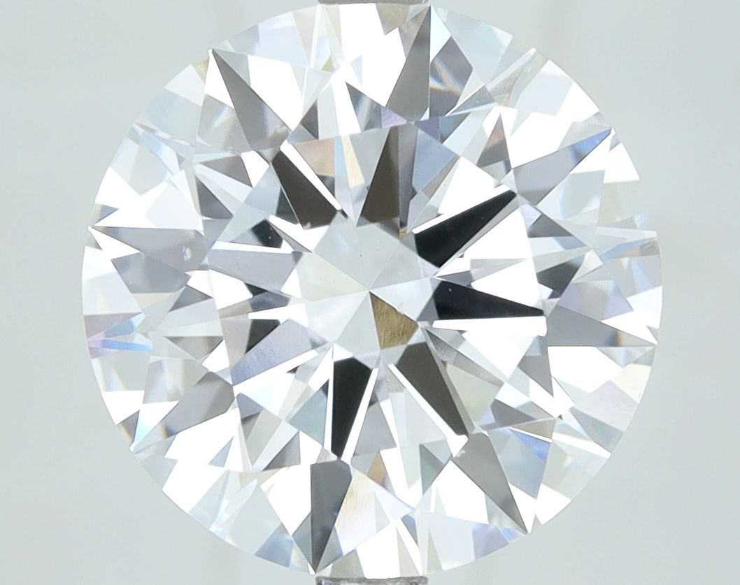 5.04 ct. round Lab Grown Diamond front image