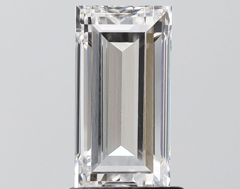 1.53 ct lab-grown Baguette Diamond