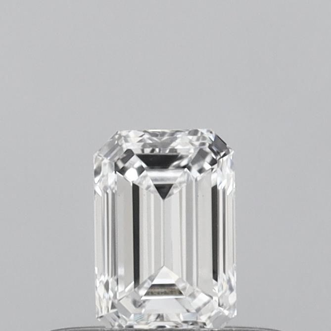 0.3 ct lab-grown Emerald Diamond