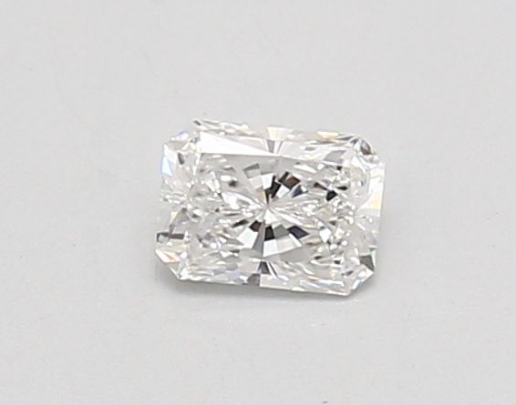 0.38 ct lab-grown Radiant Diamond