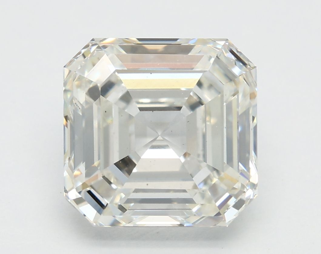 3.13 ct Square Emerald diamond