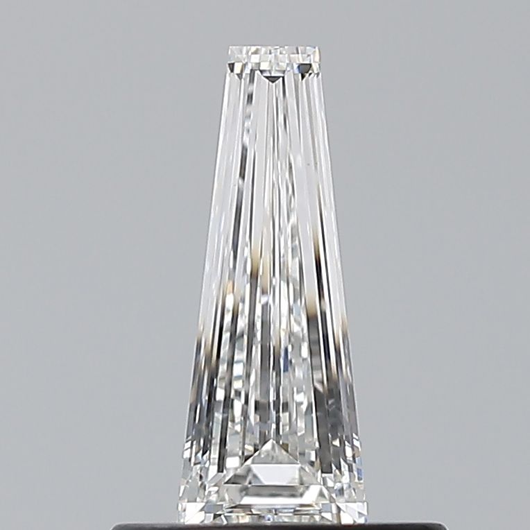 0.4 ct Tapered baguette Diamond