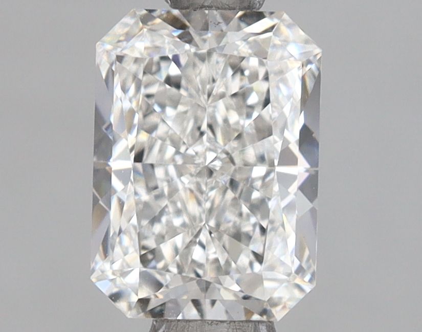 1.16 ct Radiant diamond