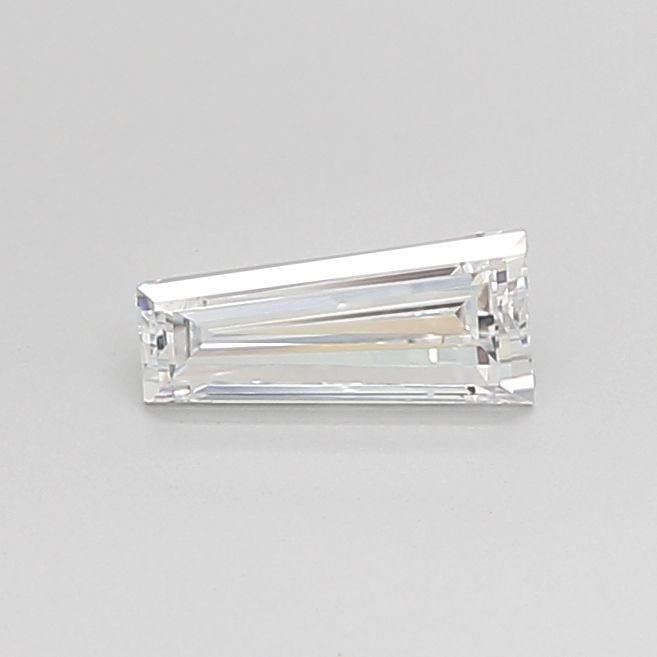 0.36 ct lab-grown Tapered baguette Diamond