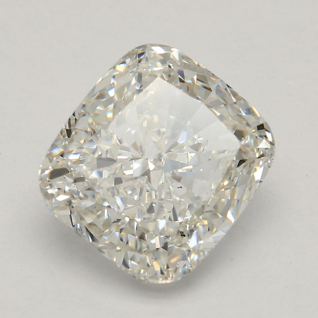 3.02 ct Cushion Brilliant diamond