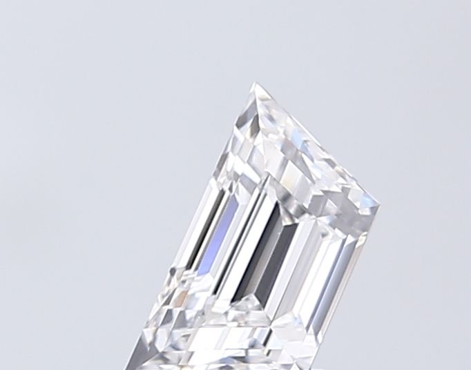 1.1 ct lab-grown Trapezoid Diamond