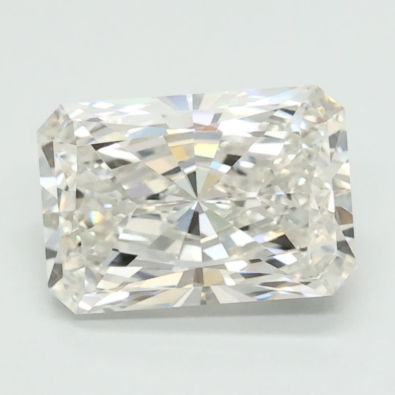 1.59 ct Radiant diamond