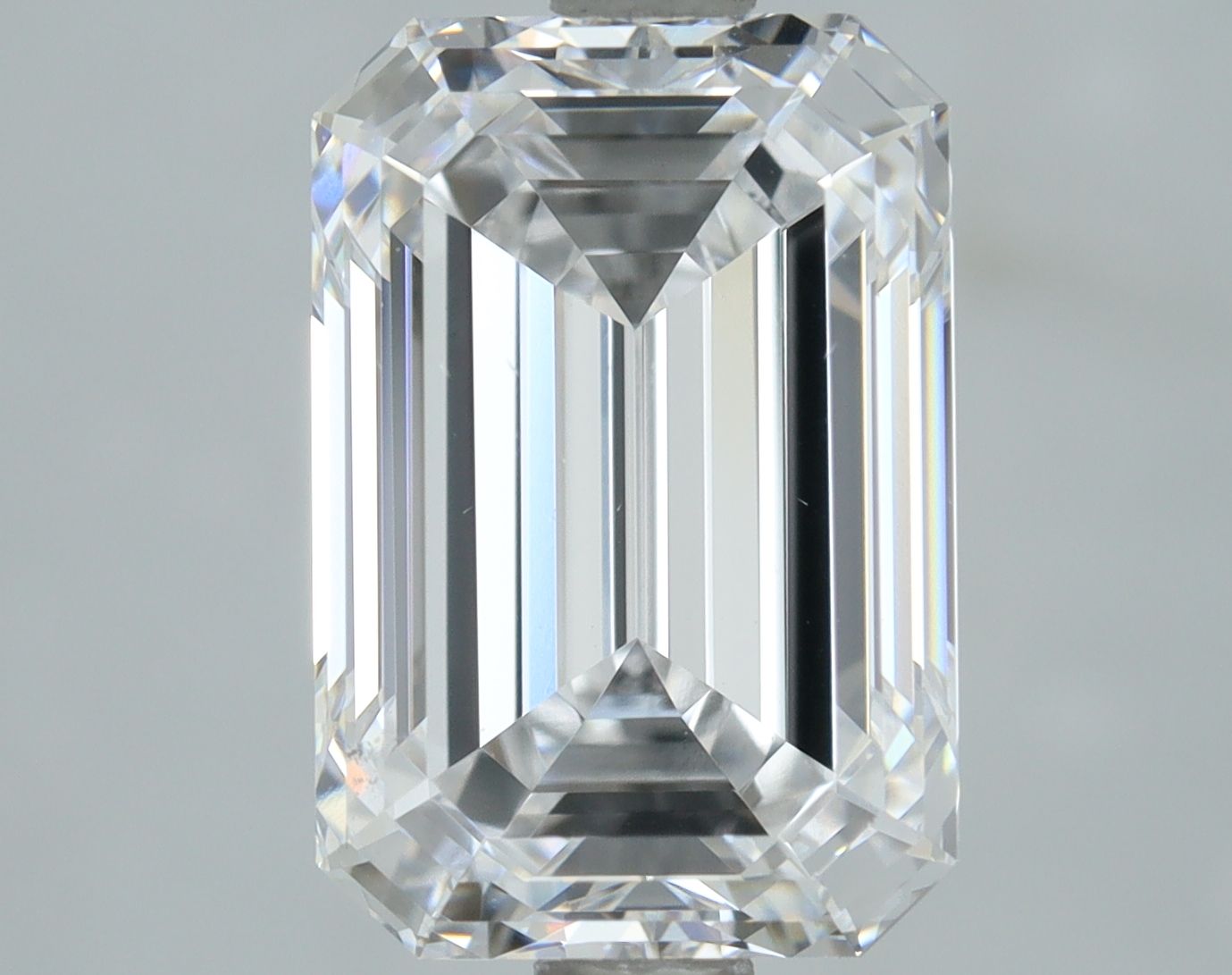 2.51 ct. emerald Lab Grown Diamond front image
