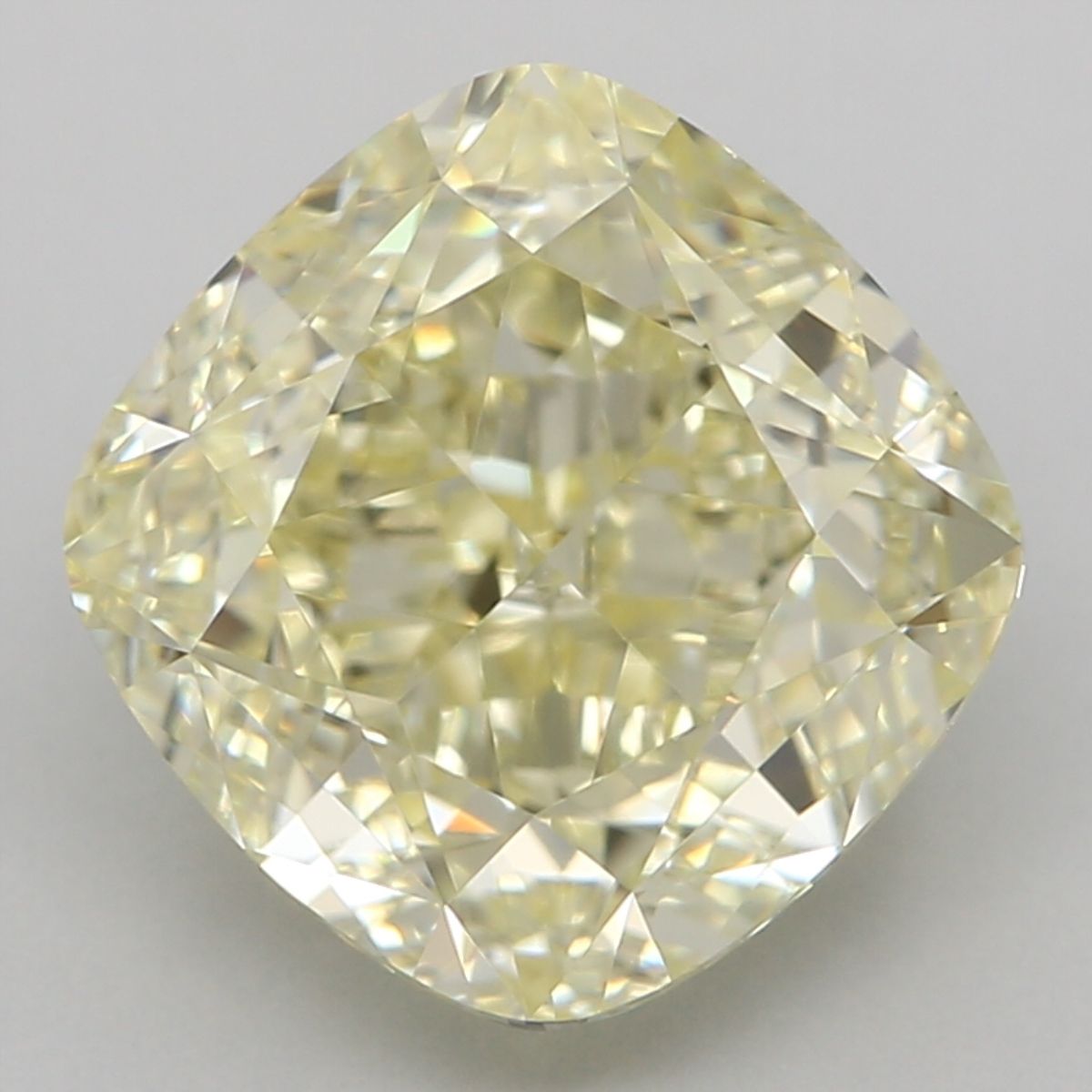 3.01 ct Cushion Modified diamond