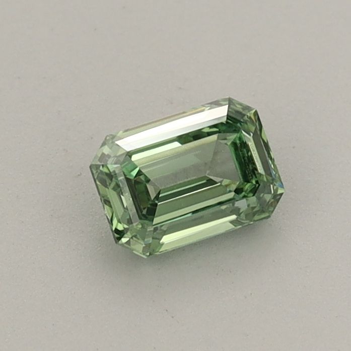0.41 CT Fancy Vivid Green EMERALD