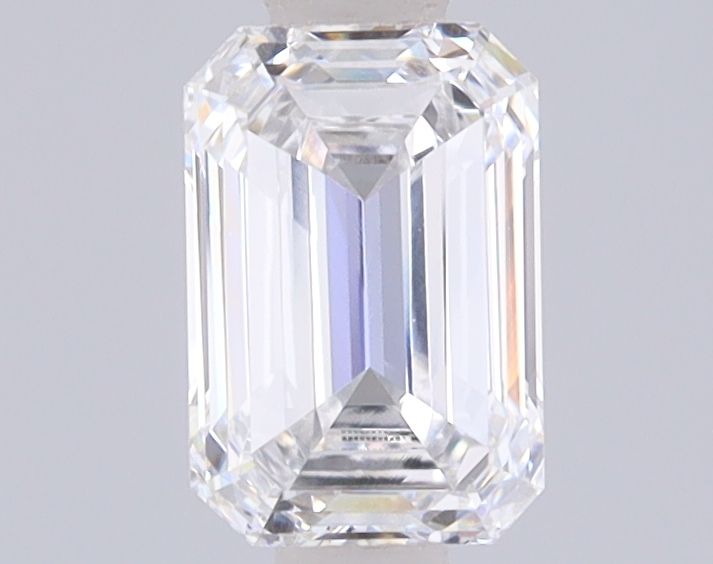 1.05 ct. emerald Lab Grown Diamond front image