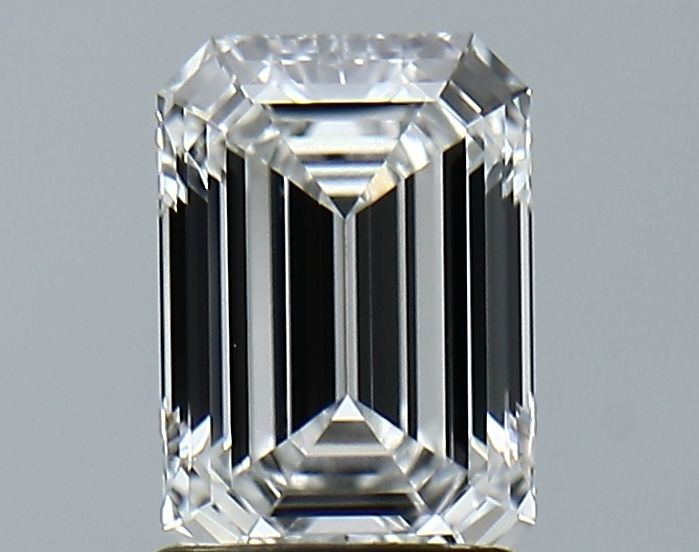 1.57 ct. emerald Lab Grown Diamond front image