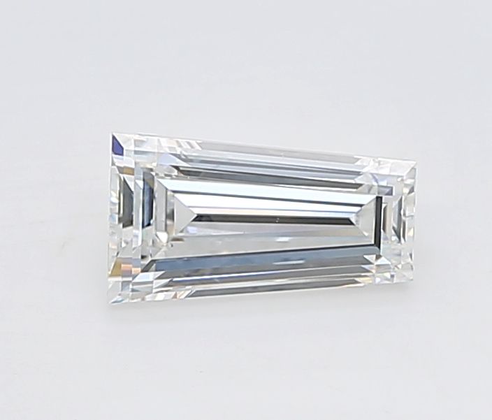 1.5 ct lab-grown Tapered baguette Diamond