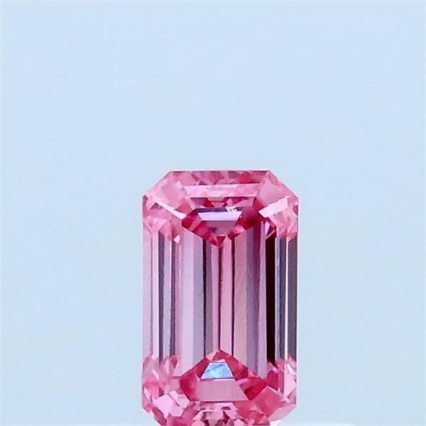 0.4 CT Fancy Vivid Pink EMERALD