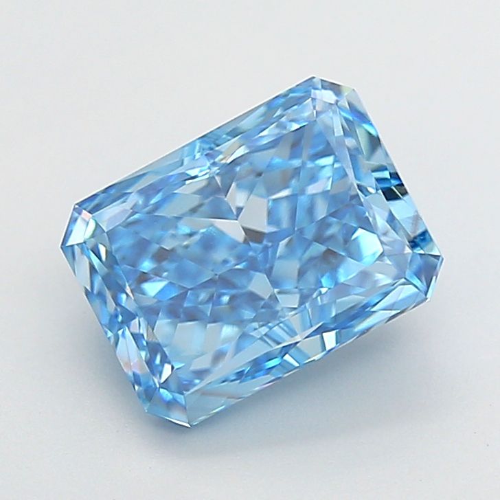 3.07 ct Radiant diamond