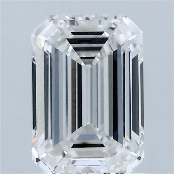 1.52 ct. emerald Lab Grown Diamond front image