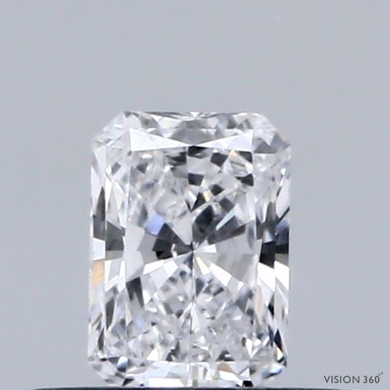 0.32 ct lab-grown Radiant Diamond