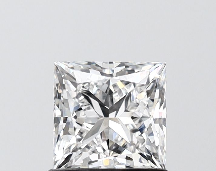 1.05 ct lab-grown Princess Diamond