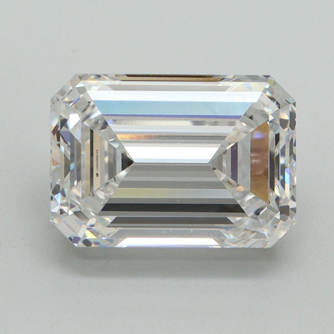 4.19 ct. emerald Lab Grown Diamond front image