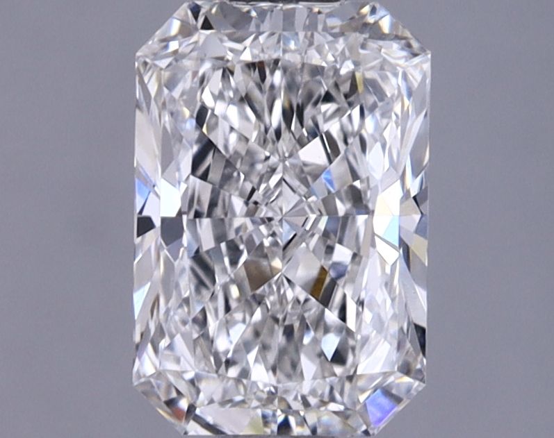 1.05 ct lab-grown Radiant Diamond
