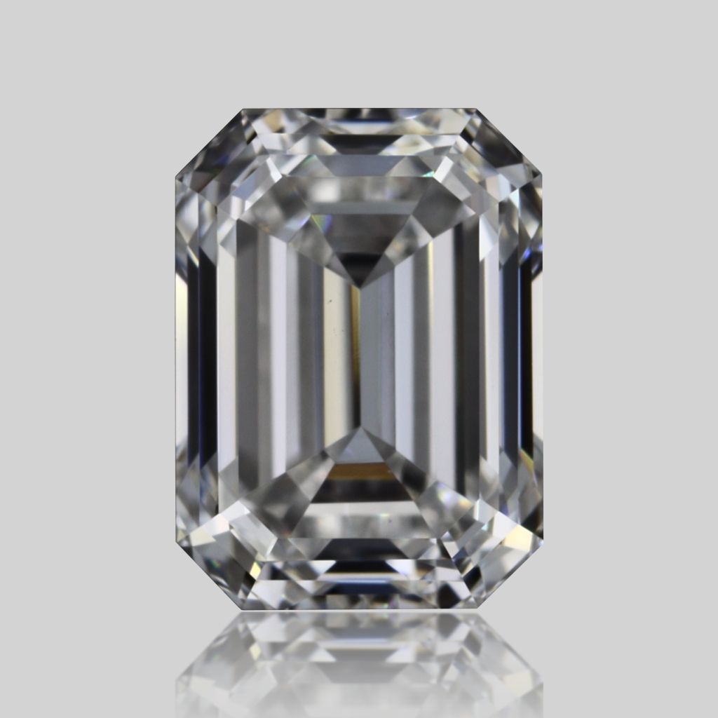 0.70 ct Emerald diamond