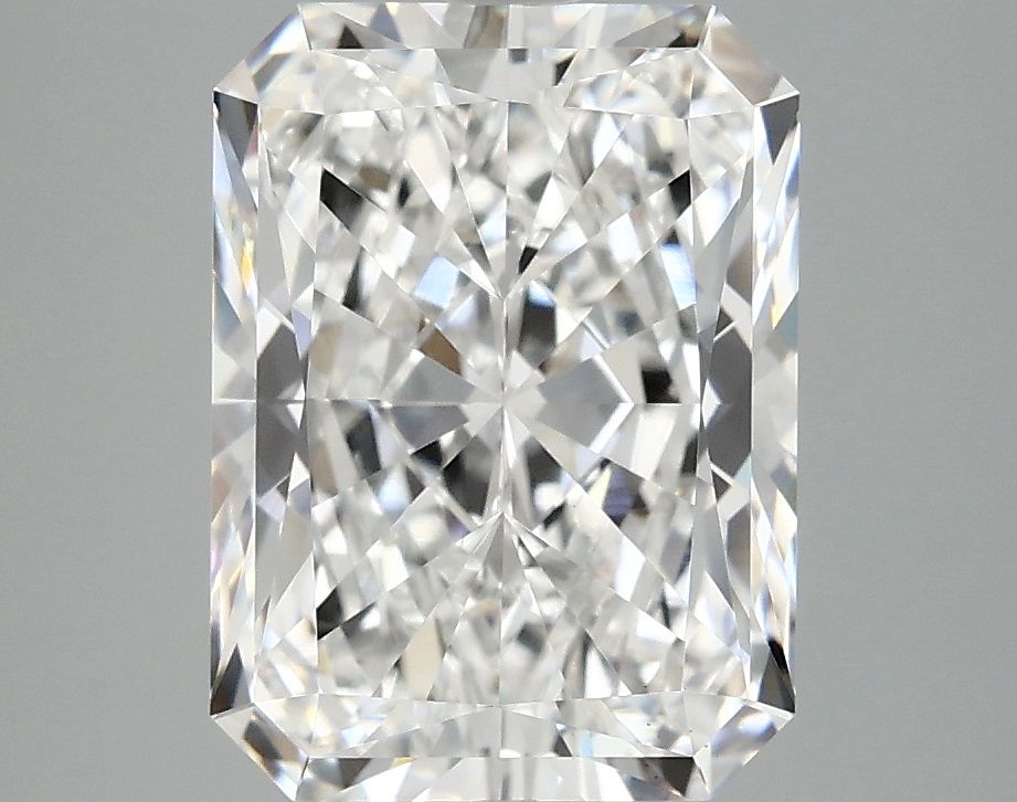 3.91 ct. radiant Lab Grown Diamond front image