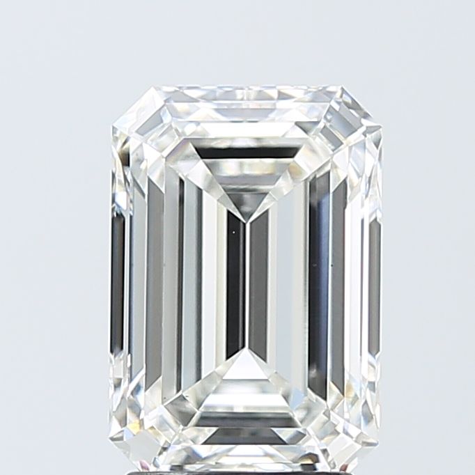 3.08 ct Emerald diamond