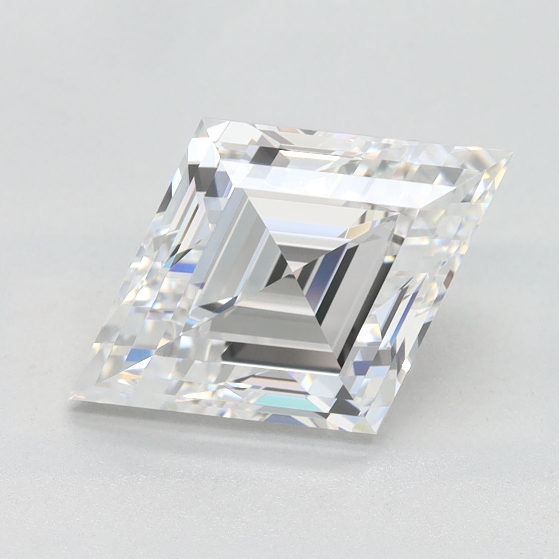 2.65 ct lab-grown Lozenge Diamond