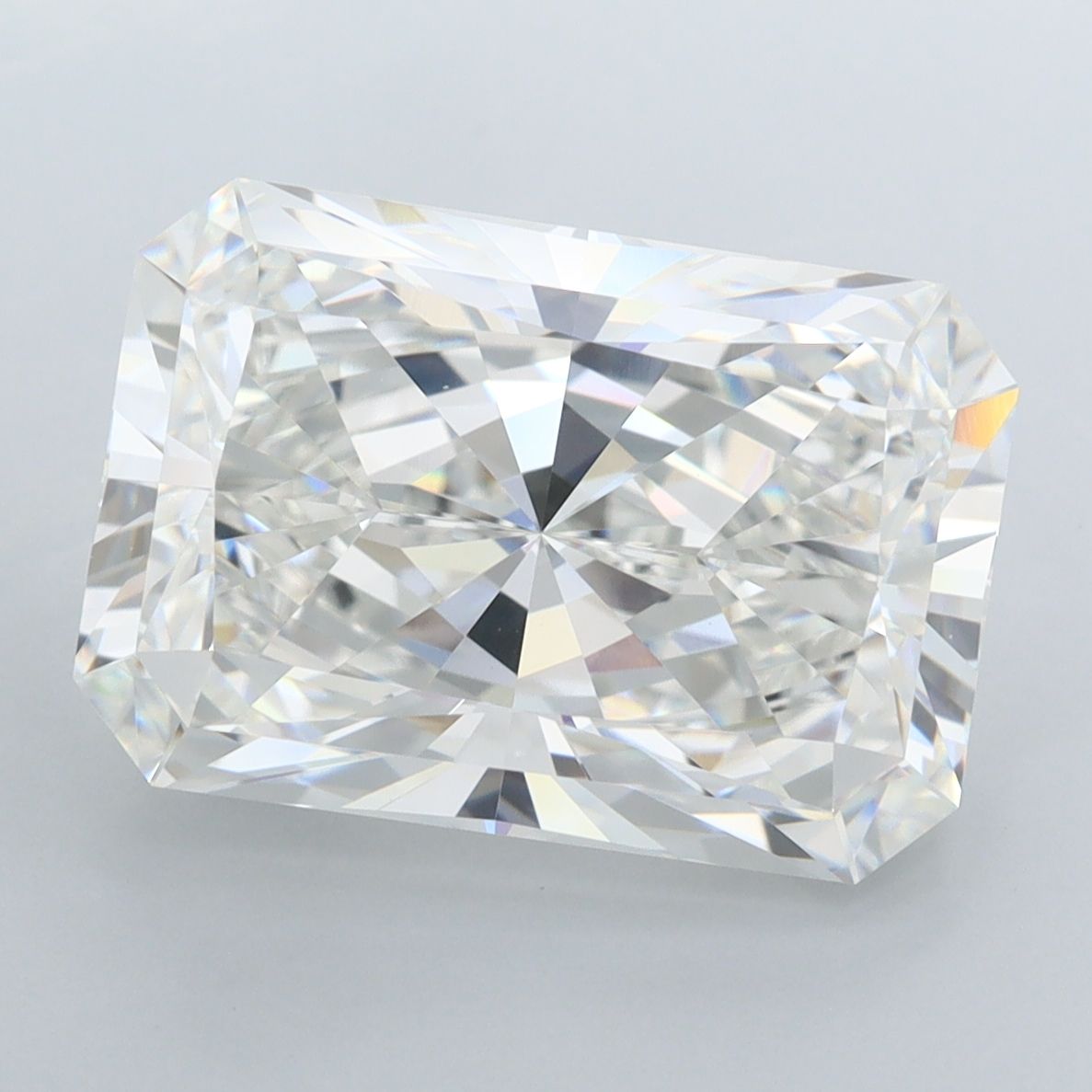 7.67 ct. radiant Lab Grown Diamond front image